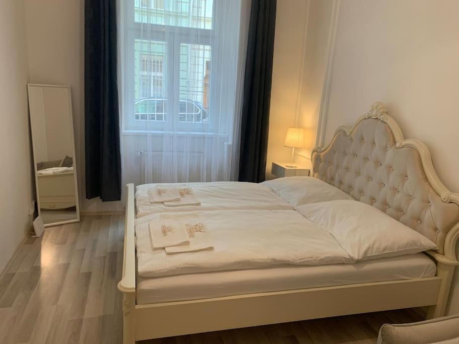 Helen Homestay Vysehrad Prag Dış mekan fotoğraf
